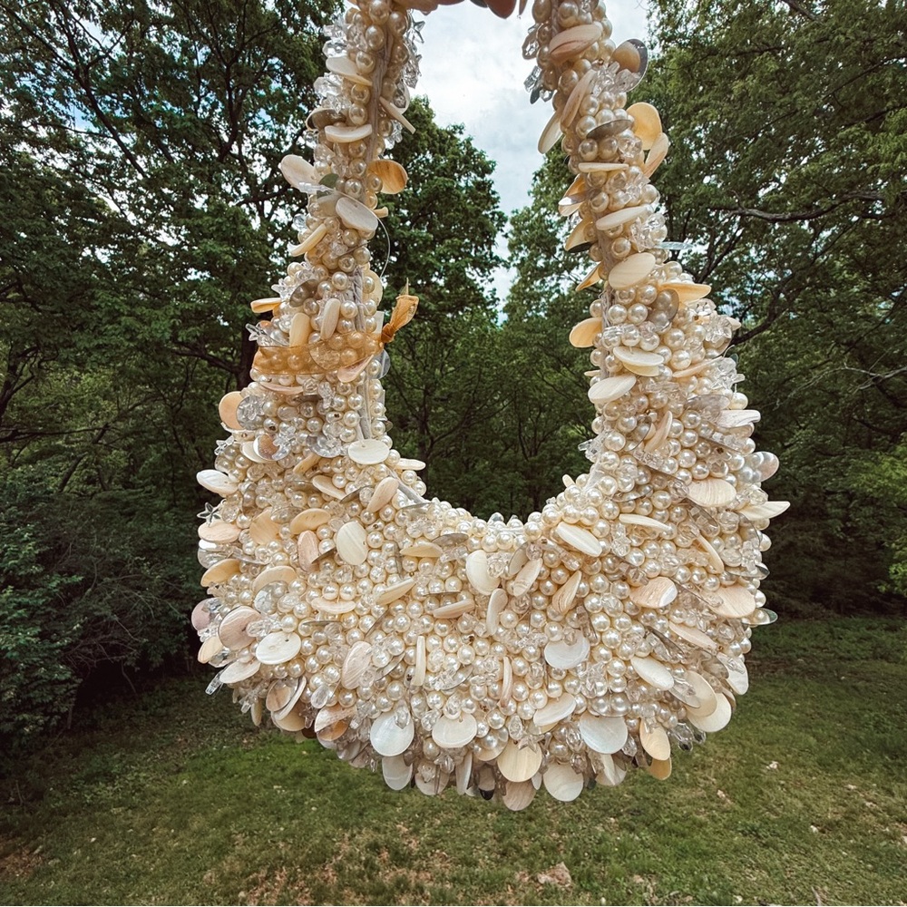 Shell and Beaded Handbag 🐚🤍